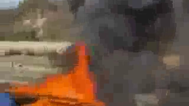 Uttarakhand Nainital Jile Mein garjiya Devi Mandir Parishad Mein Lagi bhishan Aag dukanen jalkar Sab Rakh ho gai