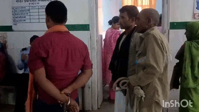 लखीसराय जिले के पिपरिया पुलिस में गिरफ्तार दो वारंटी को सदर अस्पताल मेडिकल जांच बाद भेजा जेल।