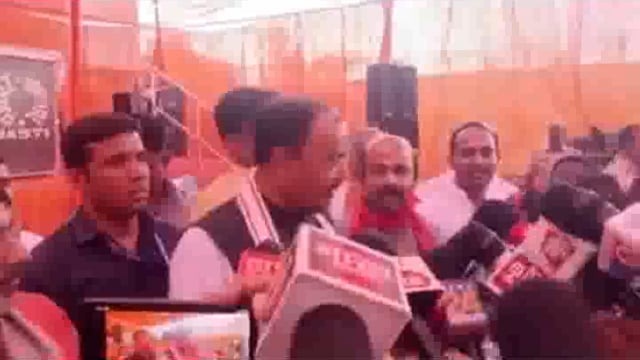 Bahraich: बस्ती डिप्टी सीएम केशव प्रसाद मौर्य का बड़ा बयान समाजवादी है समाप्तवादी पार्टी संवाद सूत्र बस्ती