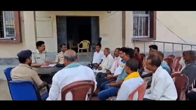 ईद, रमजान ,रामनवमी एवं चैती छठ पूजा को लेकर थाना परिसर में शांति समिति की बैठक का किया गया आयोजन 