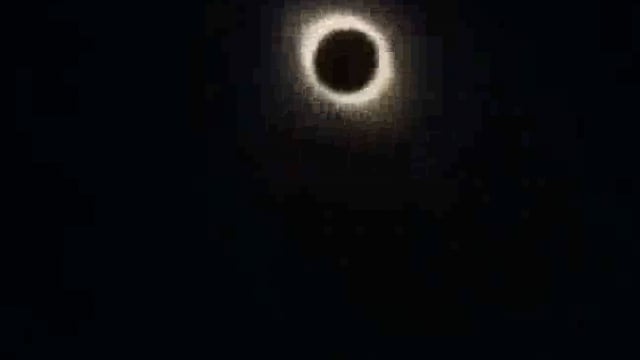 दक्षिण अमेरिका में हुआ सुर्य ग्रहण का विडियो 