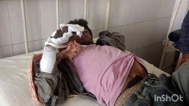 लखीसराय जिले के मेदनी चौकी थाना क्षेत्र के किरणपुर गांव में थ्रेसर में हाथ चले जाने से युवक हुआ जख्मी।