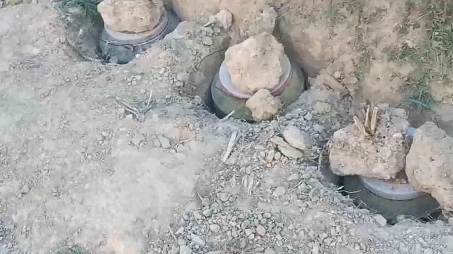 पुलिस ने भारी मात्रा में शराब निर्माण हेतु फुलाये जारहे जावा महुआ को विनष्ट करते हुए 15 लीटर देसी महुआ शराब किया जप्त 