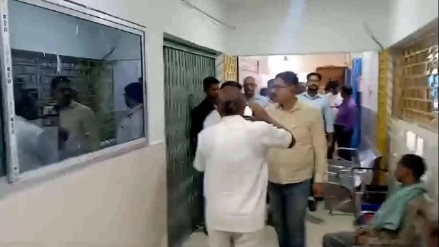 सिविल सर्जन में प्राथमिक स्वास्थ्य केंद्र का किया निरीक्षण, दिए कई आवश्यक दिशा निर्देश