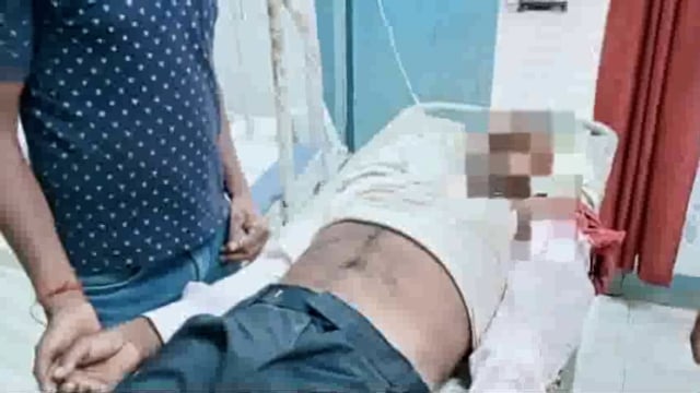 निर्माण हो रहे रोड के पुलिये मे बाइक से गिरकर दो लोग जख्मी 