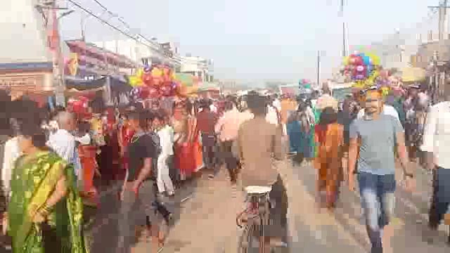 *उदयीमान सूर्य को अर्घ्य प्रदान के साथ चार दिवसीय लोक आस्था का महापर्व चैती छठ संपन्न