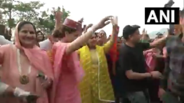 Bahraich: जोगिंदर नगर हिमाचल प्रदेश मंडी निर्वाचन क्षेत्र से भाजपा उम्मीदवार कंगना रनौत ने जनसंपर्क के दौरान महिलाओ