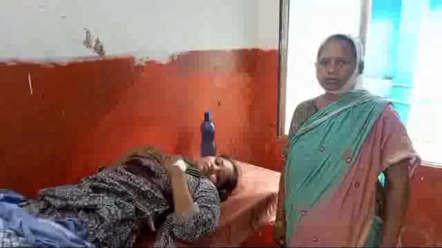 कटोरिया गांव में घरेलू विवाद में पति ने पत्नी को चाकू मार गंभीर रूप से किया जख्मी स्थिति गंभीर