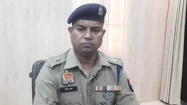 तत्कालीन ARTO व उनके कर्म0गणो के विरूद्ध थाना सिधारी पर पंजीकृत अभियोग के सम्बन्ध 