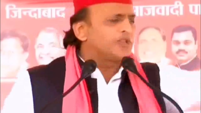 श्री अखिलेश यादव ने कहा हमारी सरकार बनी तो खाने के लिए आटा और मोबाइल के लिए डाटा भी देंगे