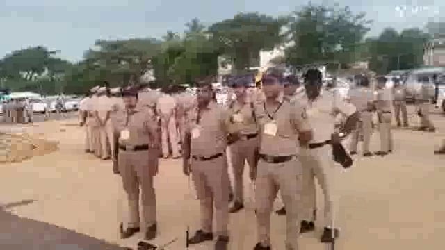 कल कोल्हापूर में प्रधानमंत्री नरेंद्र मोदी की जनसभा का आयोजन सभा मंडप की तयारी पुरी हो रही है पोलीस बंदोबस्त तैनात.