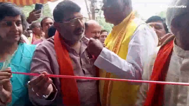 एनडीए प्रत्याशी का केंद्रीय कार्यालय का ओमप्रकाश राजभर ने फीता काट कर किया उद्घाटन