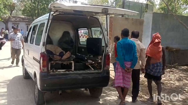 जिले के मेदनीचौकी थाना क्षेत्र के पहाड़पुर  के समीप सड़क हादसे में मृत दो लोगों का सदर अस्पताल में किया गया पोस्टमार्टम