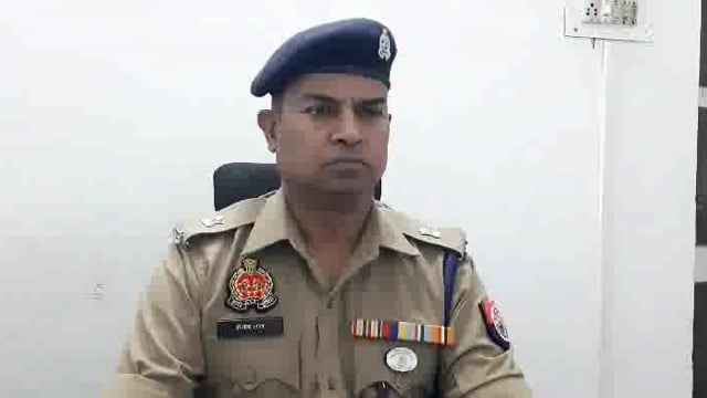  पुजारी के साथ हुई मारपीट, मुकदमा पंजीकृत, 03 अभियुक्त गिरफ्तार, के सम्बन्ध में अपर पुलिस