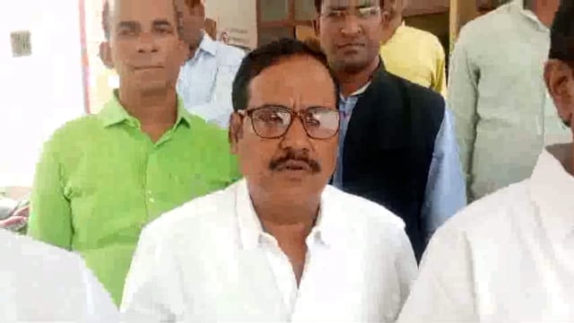 ट्रॉली ट्रांसफार्मर को लेकर सिटी मजिस्ट्रेट को सोपा ज्ञापन