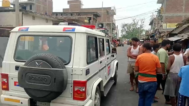 बेवजह कलयुगी पुत्र ने लाठी से सर फोड़ कर पिता को किया लहूलुहान, सूचना मिलते ही पहुंची पुलिस