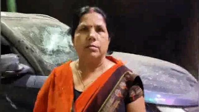 जलालाबाद नगर के श्रीराम टॉकीज कॉलोनी में दबंगों ने कई राउंड की फायरिंग,घर में घुसकर की मारपीट,कार भी तोड़ी रिपोर्ट दर्ज