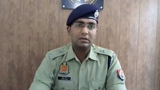 पुलिस मुठभेड़ में गैंगेस्टर एक्ट में वांछित 50 हजार रूपये का इनामिया, हिस्ट्रीशीटर, डी-34 गैंग का सदस्य गो-तस्कर अपराधी 