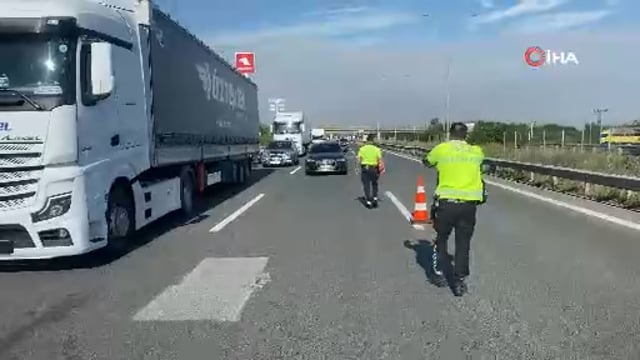 Düzce Kaynaşlı arası otoyol trafiğe kapandı