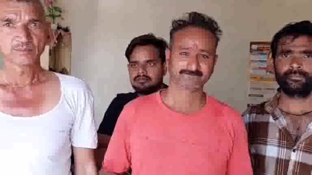 थाना फरह क्षेत्र के अंतर्गत सोमवार को वारिस के साथ ओलो की बरसात हुई