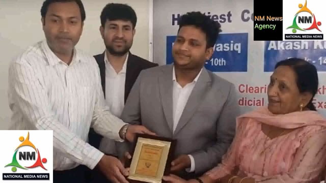 जज बनने के बाद आई पी एस कॉलेज पहुंचे वशीक और आकाश का हुआ भव्य स्वागत 