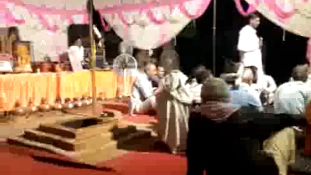 तेहरा महावन में भागवत कथा के दौरान, हरिनाम संकीर्तन 