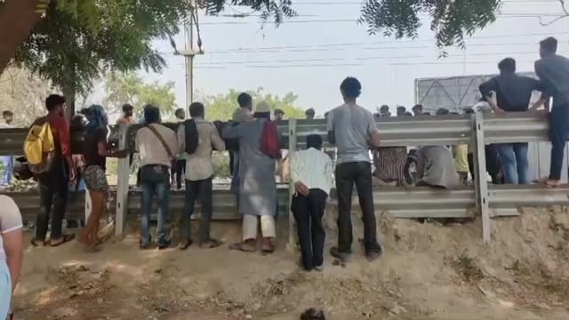 अमरनाथ कॉलेज के समीप 25 वर्षीय  अज्ञात युवक ने ट्रेन की पटरी पर गर्दन रखकर की आत्महत्या हुई दर्दनाक मौत