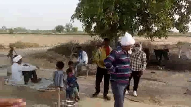 झोपड़िया में जीवन जी रहे भाट जाति के लोग नहीं मिली कोई सरकारी सुविधा