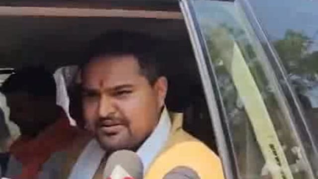 अंबेडकर नगर.
बृजभूषण शरण सिंह के सुपुत्र प्रतीक भूषण सिंह से खास बातचीत..।
सुनिए नेशनल मीडिया न्यूज़ से उन्होंने क्या कुछ कहा।