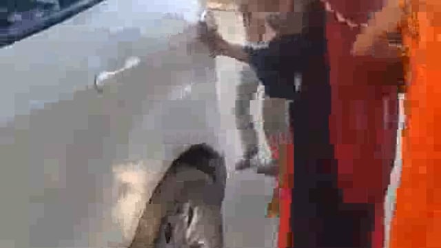 दारोगा जी ने फर्जी मुक़दमा की धमकी देकर वसूले सात हज़ार रुपए पीड़िता ने लगाया आरोप, फर्ज याद दिलाने पर युवक को पीटा 