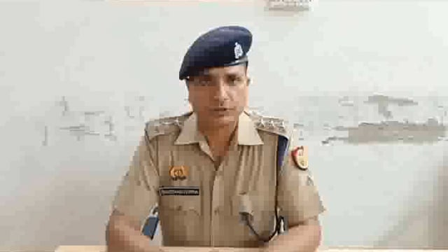 गृह क्लेश के चलते पति ने पत्नी की कुल्हाड़ी से गला काटकर की हत्या गांव में मचा हडकंप