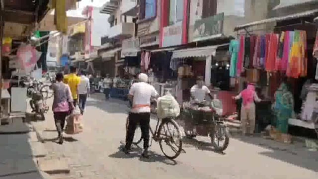  पंजाबी बाजार के नाम को बदलकर इस्लामिक मार्केट करने को लेकर पुलिस ने दुकानदार व उसके साथी को लिया हिरासत मे