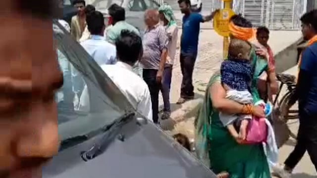 जनपद शहजानपुर में इंडिया खास के पत्रकार राजीव सिंह की गाड़ी को रोक कर की गई मारपीट और उनकी पत्नी के गले से चैन₹8000गायब 