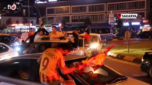 Galatasaraylı Taraftarların Şampiyonluk Sevinci