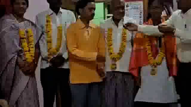 दहावी बोर्ड परीक्षेत १०० पैकी १०० टक्के गुण घेणारी पल्लवी कपाळेचा विद्यावर्धनी शाळेच्या वतीने सत्कार