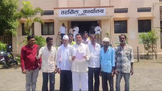 पेरणी अगोदर शेतकऱ्यांना पीक विमा वाटप करा,बहुजन विकास अभियानाची उपजिल्हाधिकाऱ्याकडे मागणी