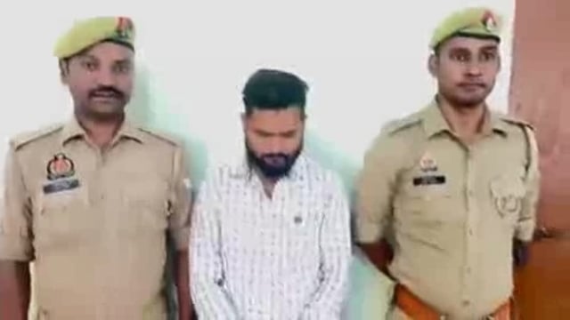 🆚यूपी : गोंडा में BJP प्रत्याशी करण भूषण सिंह के काफिले की फॉर्च्यूनर से 2 लड़कों की मौत का मामला। पुलिस ने फॉर्च्यूनर ड्राइवर लवकुश श्रीवास्तव को गिरफ्तार किया। IPC सेक्शन- 304A, 427, 279. 184 में FIR हुई।