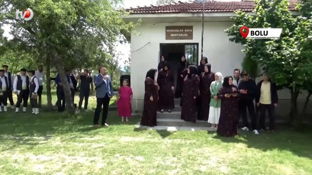 Maharetli Kadınlar Eski Okul Binasında Kendi Sergilerini Açtı