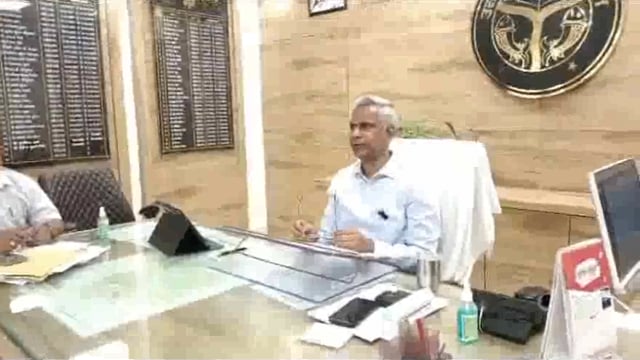 मथुरा जिला अधिकारी ने बडती गर्मी को देखते हुए जनता से की अपील