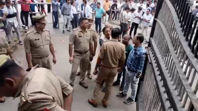 जम्मू हादसे में मृत 11 लोगों के शव मथुरा जंक्शन पर पहुंचे डेड बॉडीयो को सम्मान पूर्वक उनके घर पहुंचाया गया