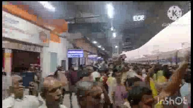 सूर्यगढ़ा -अचानक झाझा ईएमयू पैसेंजर ट्रेन में आग लगने से यात्रियों में मची अफरा तफरी। हताहत की कोई सूचना नहीं है।