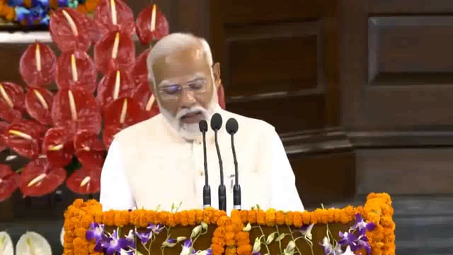 yah batao EVM Jinda Hai Ya Mar Gaya PM Modi ka vipaksh per Hamla