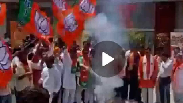 Bahraich : गजब माहौल है लखनऊ में यूपहर कर भी सरकार बनाने जा रही भाजपा में भी जश्न और यूपी जीत कर सरकार न बन पाने वाली 