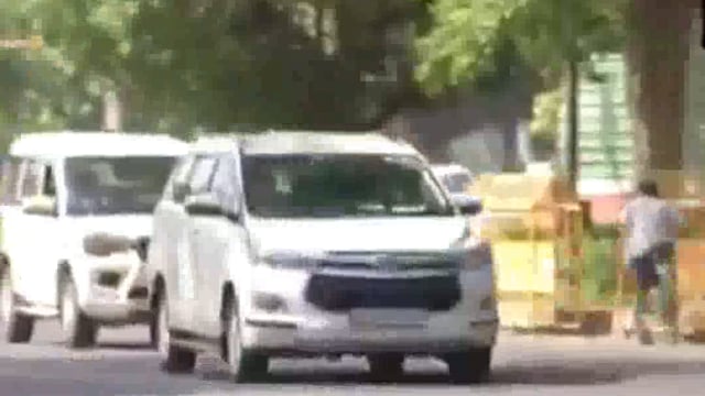 Bahraich : भाजपा के राष्ट्रीय अध्यक्ष जेपी नाडृ भाजपा सांसद अमित शाह के आवास पर पहुंचे