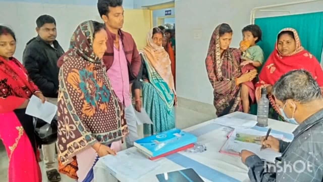 ट्यूशन पढ़ने जा रही छात्रा बालु लदे ट्रैक्टर ने मारी ठोकर , ग्रामीणों ने पकड़ कर चालक को किया पुलिस के हवाले