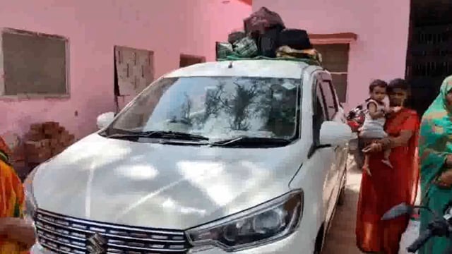 बालाजी दर्शन करने जा रही वैगन आर कार ट्रैक्टर ट्राली से जाजम पट्टी के समीप टकराई चार घायल जिला अस्पताल में कराया भर्ती