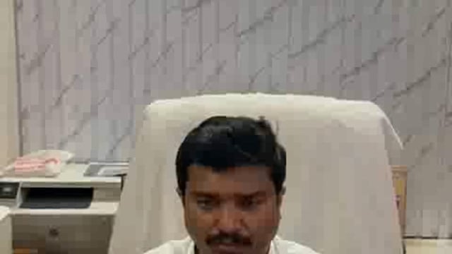 बलरामपुर:जम्मू से मृतक श्रद्धालुओं का पार्थिव शरीर गोंडा पहुंच गया है। साथ ही 06 घायल श्रद्धालु भी सकुशल पहुंच गए हैं।