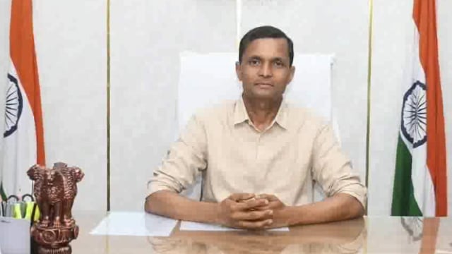 सिरोंचा-आलापल्ली मार्गावर जडवाहतूकीस बंदी
पर्यायी मार्गचा अवलंब करण्याचा आदेश