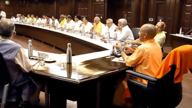 यूपी में अगले 5 दिनों तक हीट वेव के पूर्वानुमान को लेकर योगी सरकार ने दिए यह निर्देश जनता से सजग रहने की अपील की