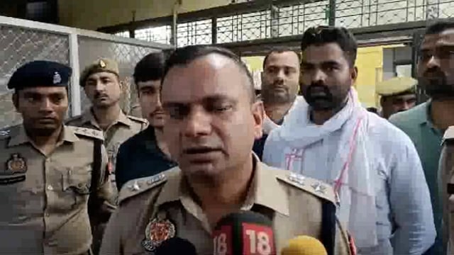 सर्राफा व्यवसाई से लूट कर भाग रहे बदमाशों की पुलिस से मुठभेड़, तीन बदमाश को लगी गोली 
एसपी सतपाल अंतिल की बाइट